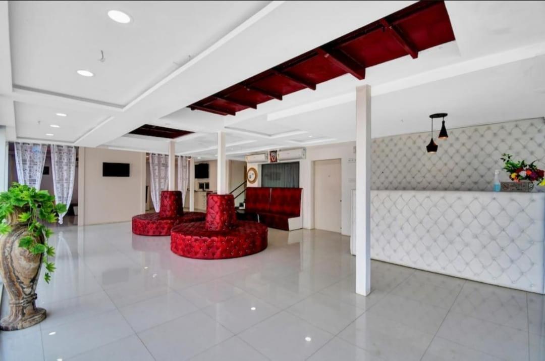 Gods County. Resort & Banquets Tarapith Εξωτερικό φωτογραφία