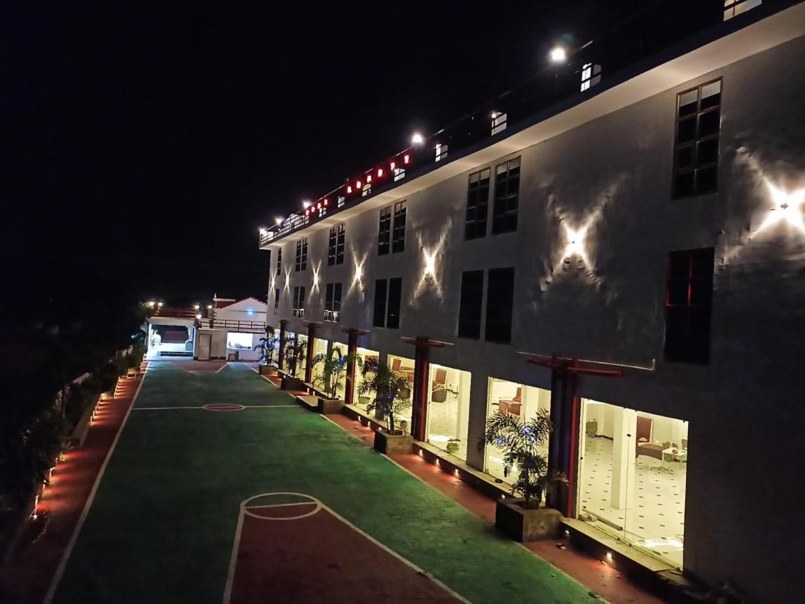 Gods County. Resort & Banquets Tarapith Εξωτερικό φωτογραφία
